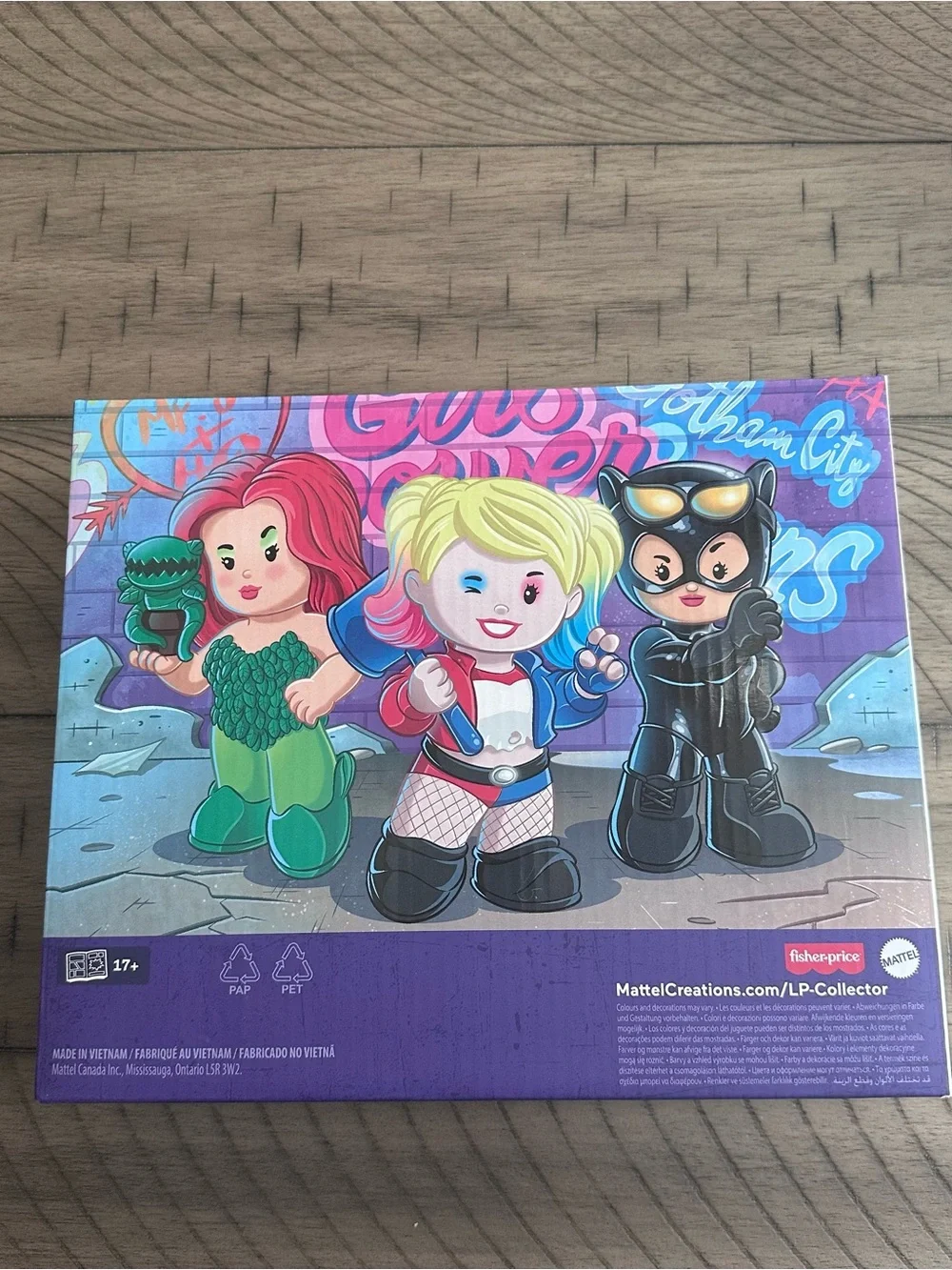 Little People Collectors DC Super Villains Harley Quinn Catwoman Poison Ivy- NEW